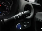 2019-toyota-yaris-15-vvt-i-icon-hybrid-small-29