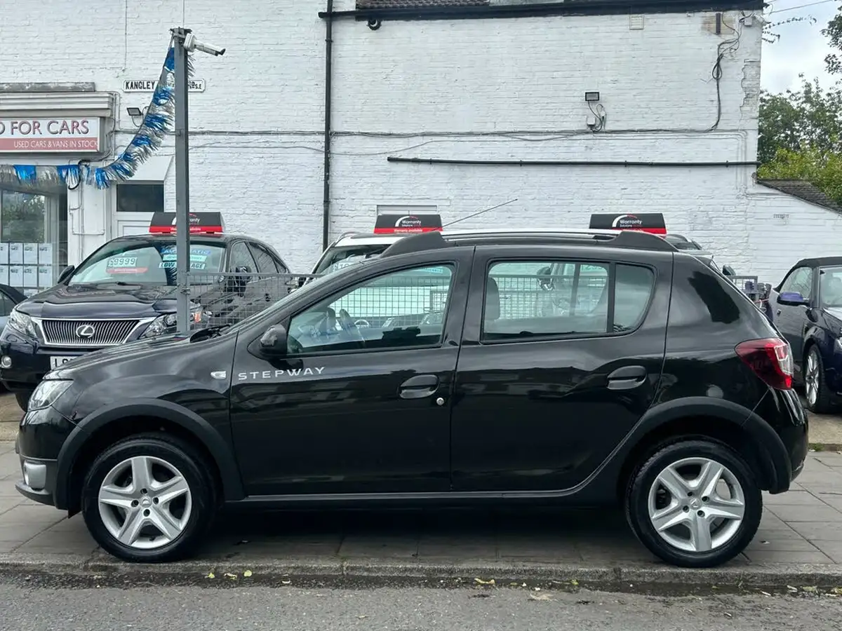 2016-dacia-sandero-stepway-09-tce-laureate-big-4