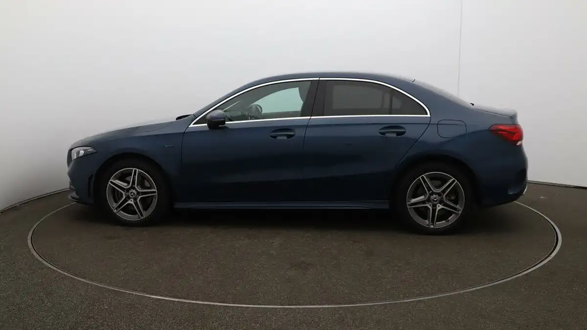 2021-mercedes-benz-a-class-13-a250e-amg-line-executive-saloon-4d-big-64