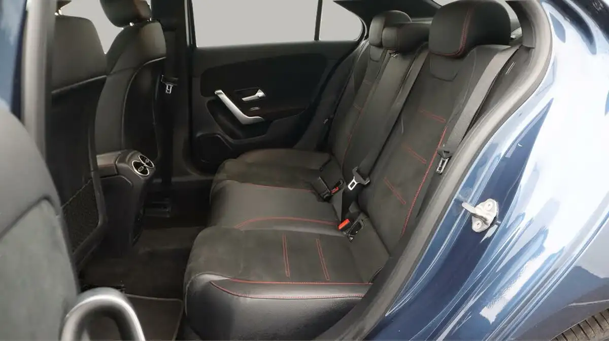 2021-mercedes-benz-a-class-13-a250e-amg-line-executive-saloon-4d-big-16