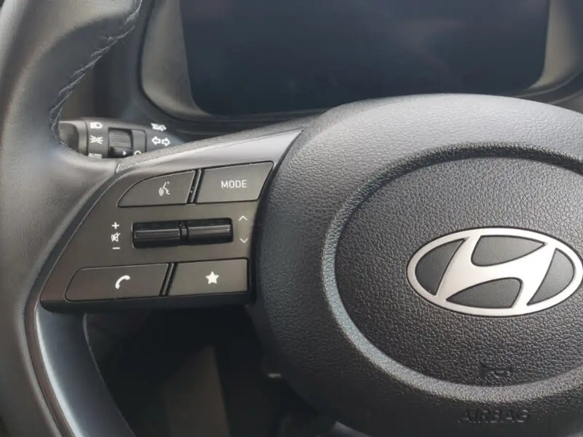 2024-hyundai-i20-10-t-gdi-advance-dct-big-11