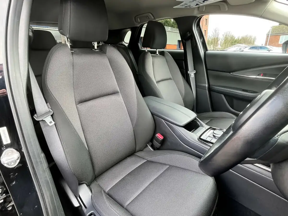 2021-mazda-cx-30-20-e-skyactiv-g-sport-lux-big-47
