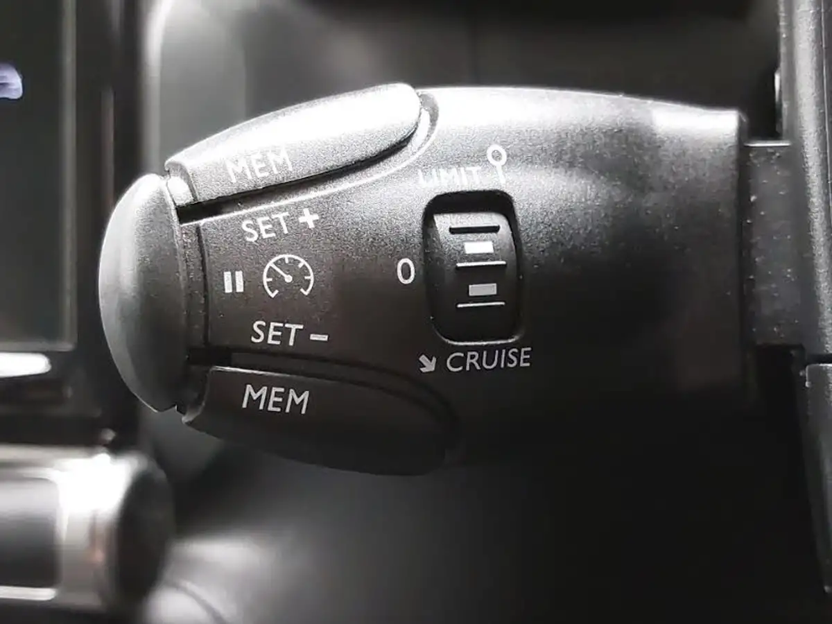 2022-citroen-c3-12-puretech-saint-james-83ps-big-15