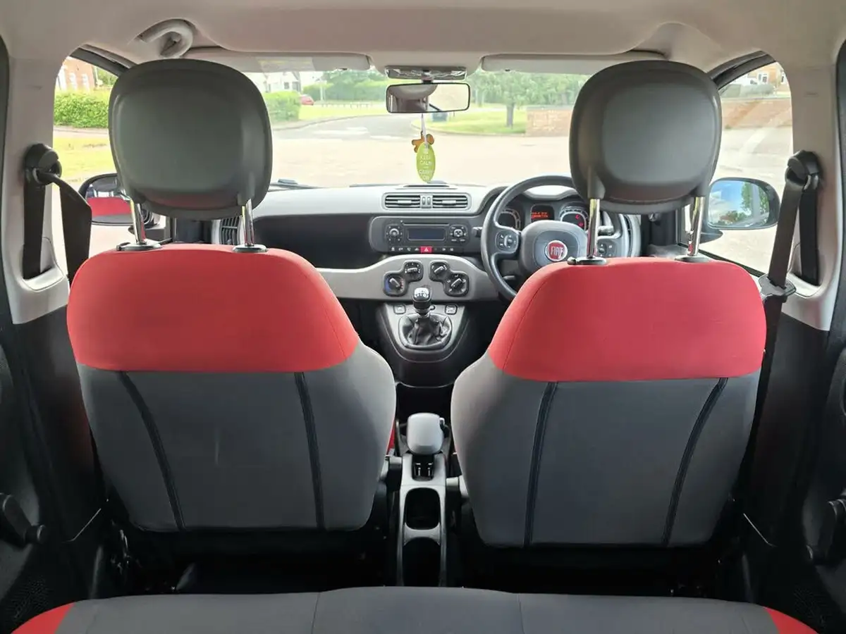 2014-fiat-panda-12-easy-big-20