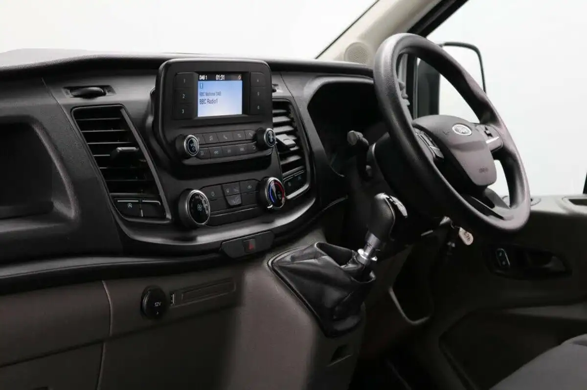 2022-ford-transit-big-1