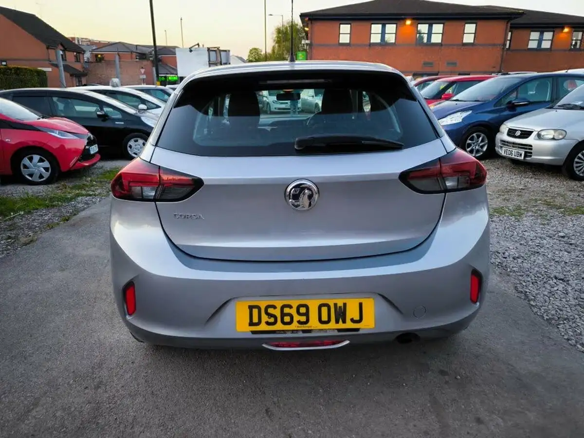 2019-vauxhall-corsa-12i-se-nav-big-30