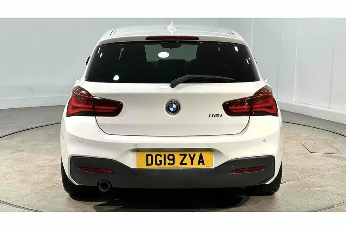 2019-bmw-1-series-15-118i-m-sport-shadow-edition-5d-auto-big-9