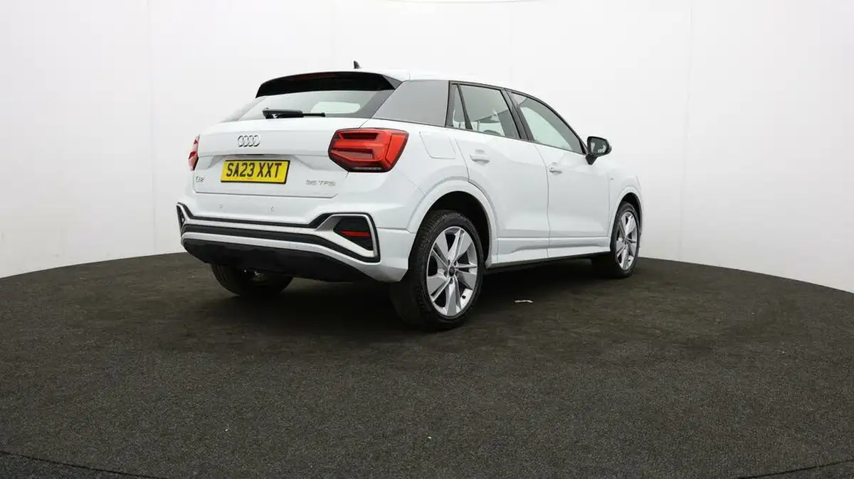 2023-audi-q2-15-35-tfsi-s-line-tronic-big-76