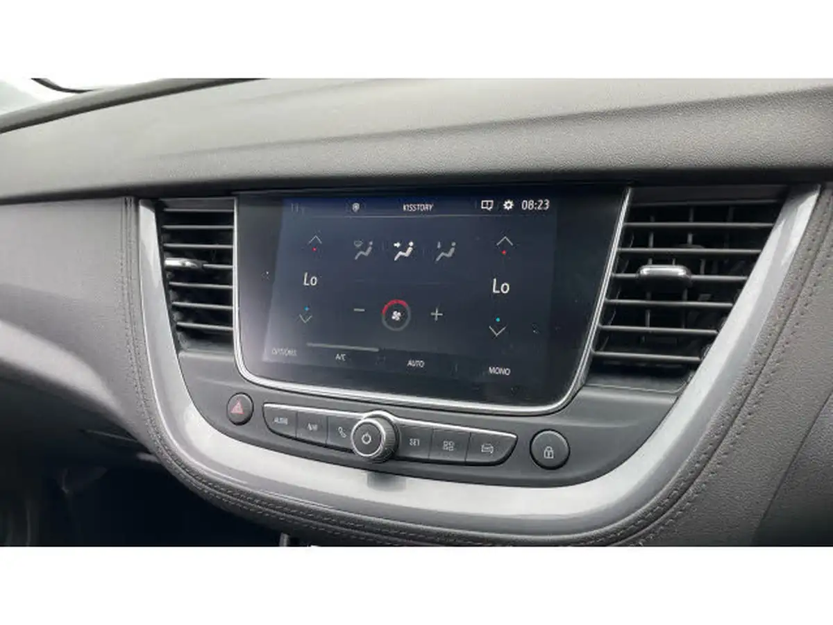 2019-vauxhall-grandland-x-12-sport-nav-big-27