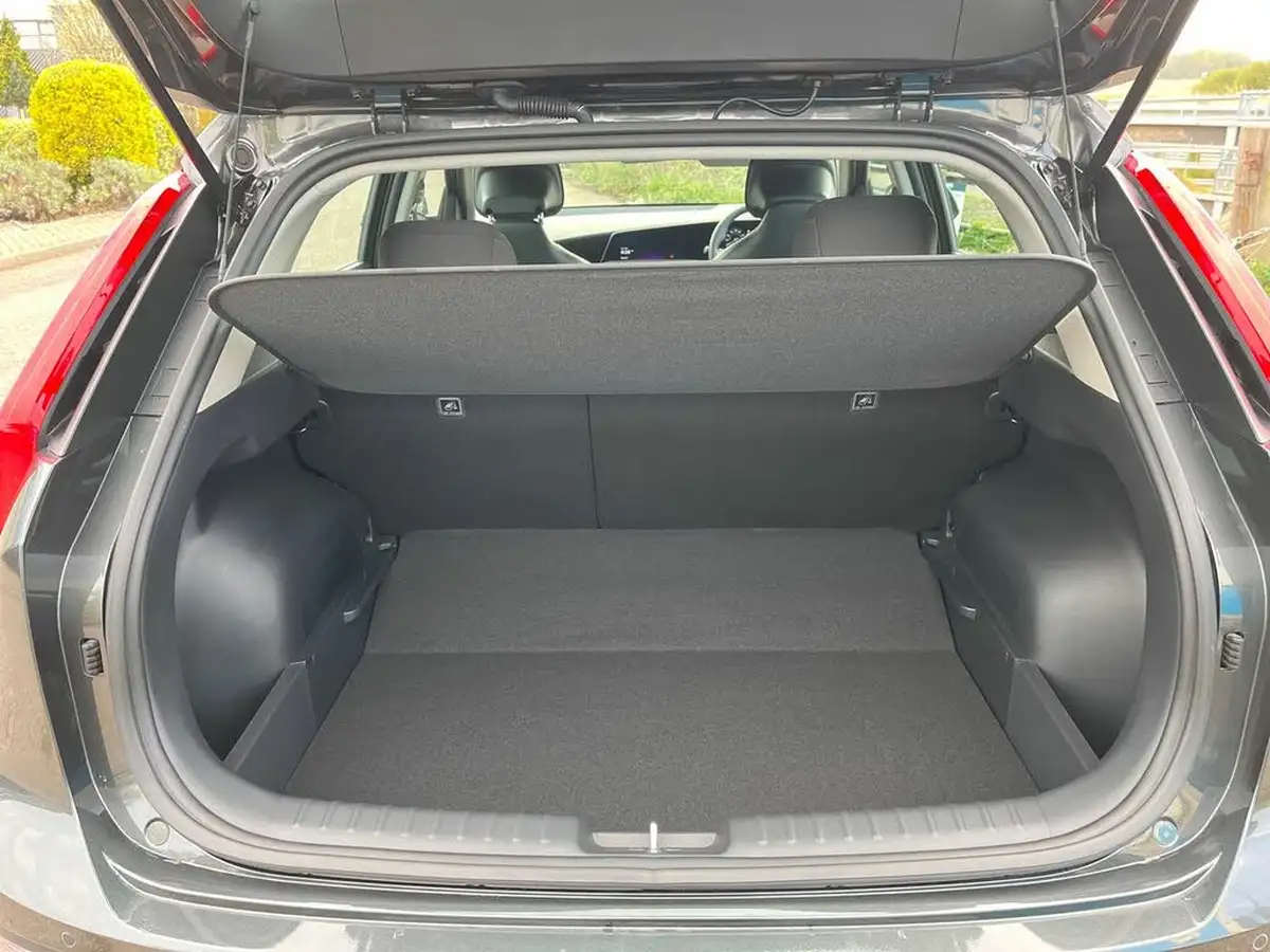 2024-kia-niro-ev-e-2-big-26