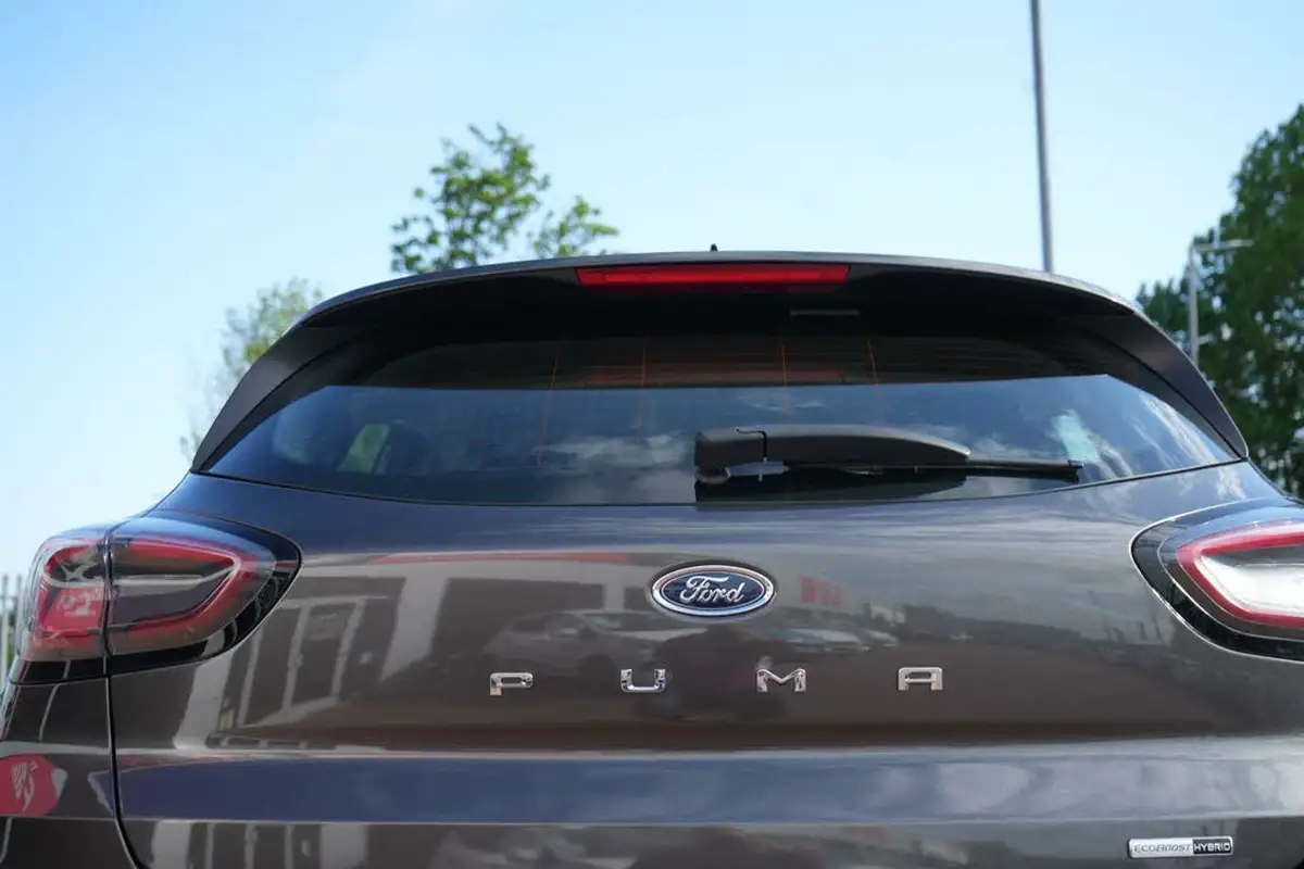 2022-ford-puma-suv-10-titanium-125ps-auto-big-15