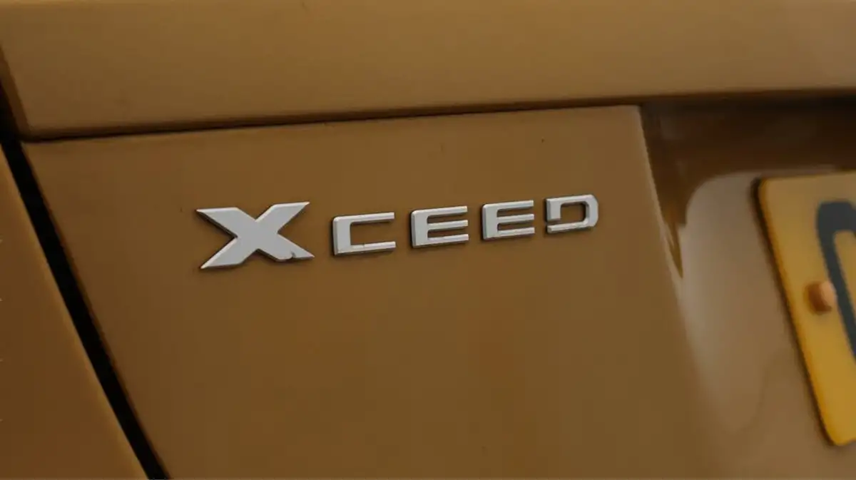 2022-kia-xceed-16-gdi-4-big-21