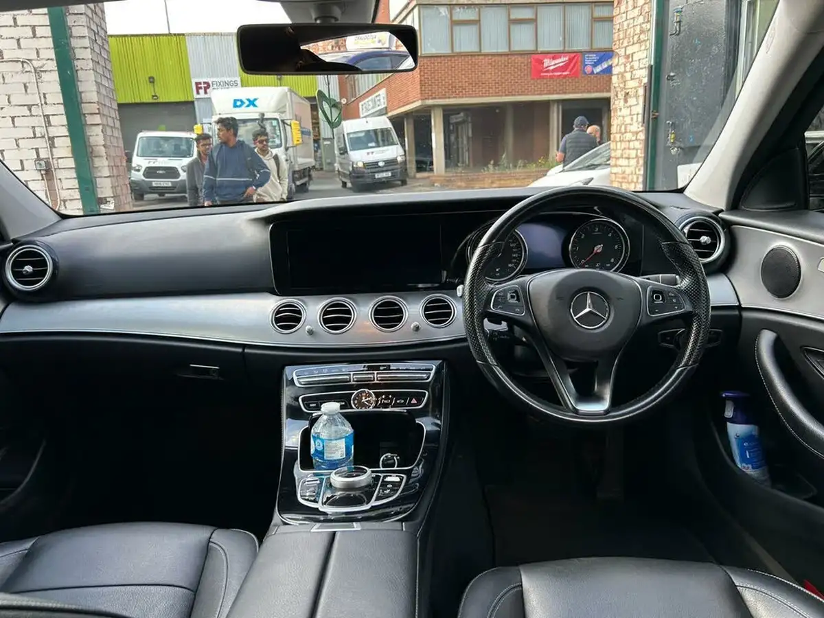 2018-mercedes-benz-e-class-20d-e220d-se-ss-estate-5d-big-12