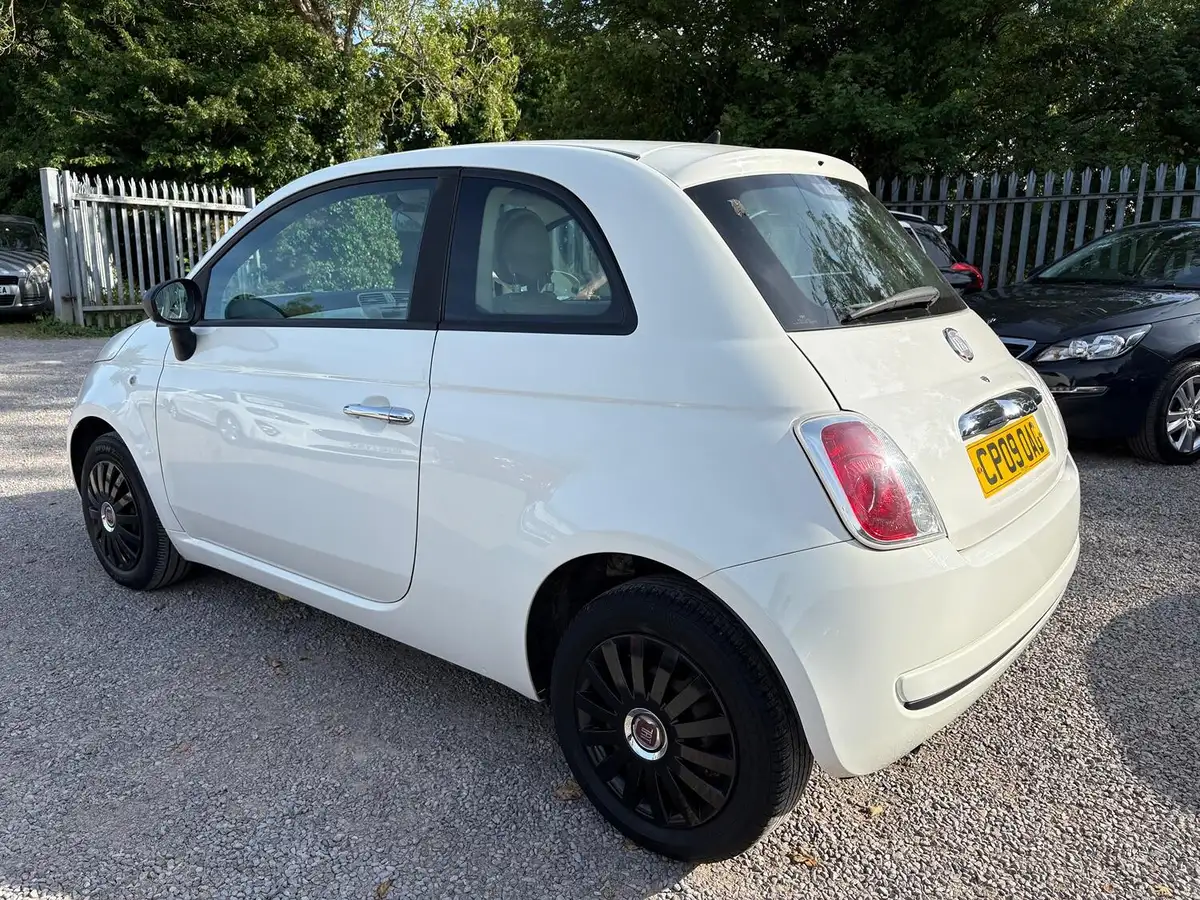 2009-fiat-500-12-pop-big-4