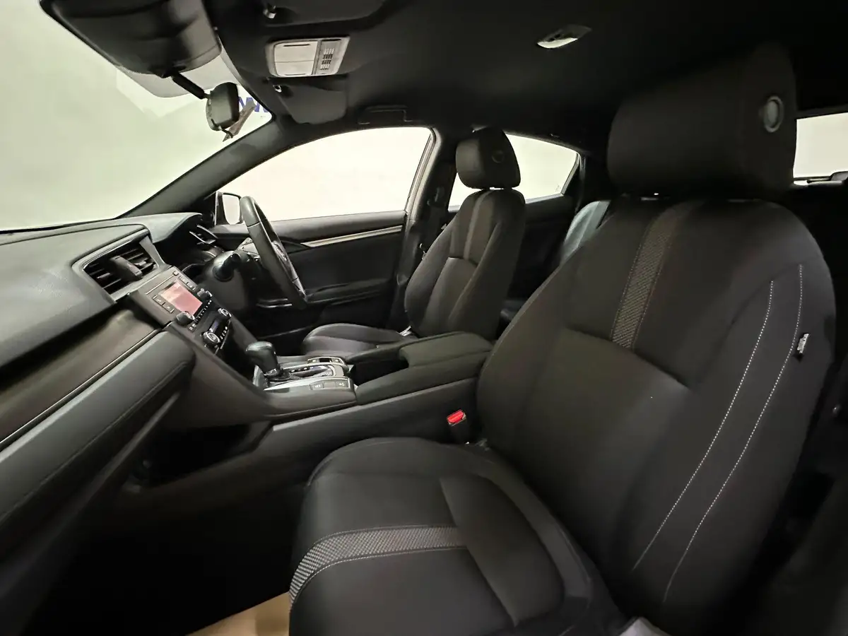 2020-honda-civic-10-vtec-turbo-se-hatchback-5d-cvt-big-18
