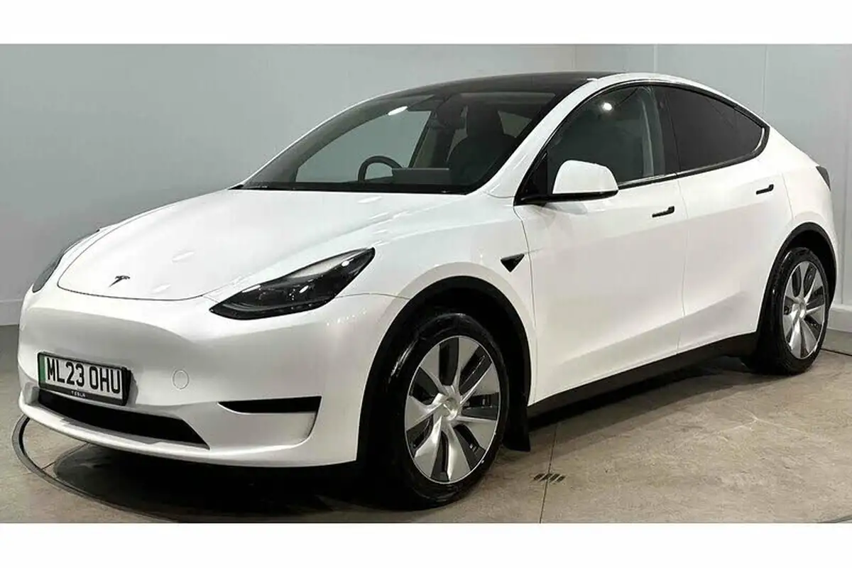 2023-tesla-model-y-e-rwd-big-7