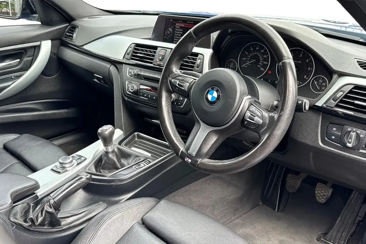2015-bmw-3-series-20td-320d-xdrive-m-sport-184bhp-saloon-4d-big-13