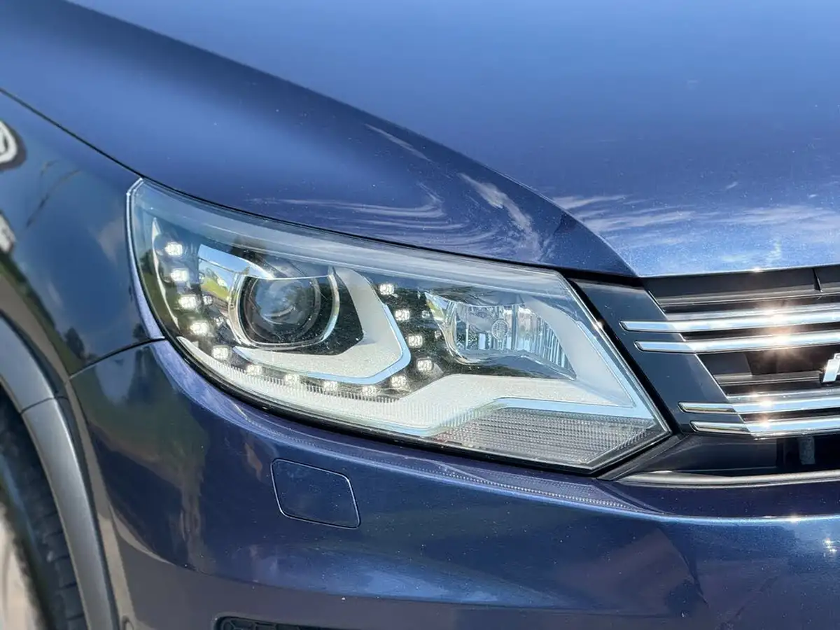 2015-volkswagen-tiguan-20tdi-r-line-140ps-4motion-r-line-bmt-ss-dsg-big-60