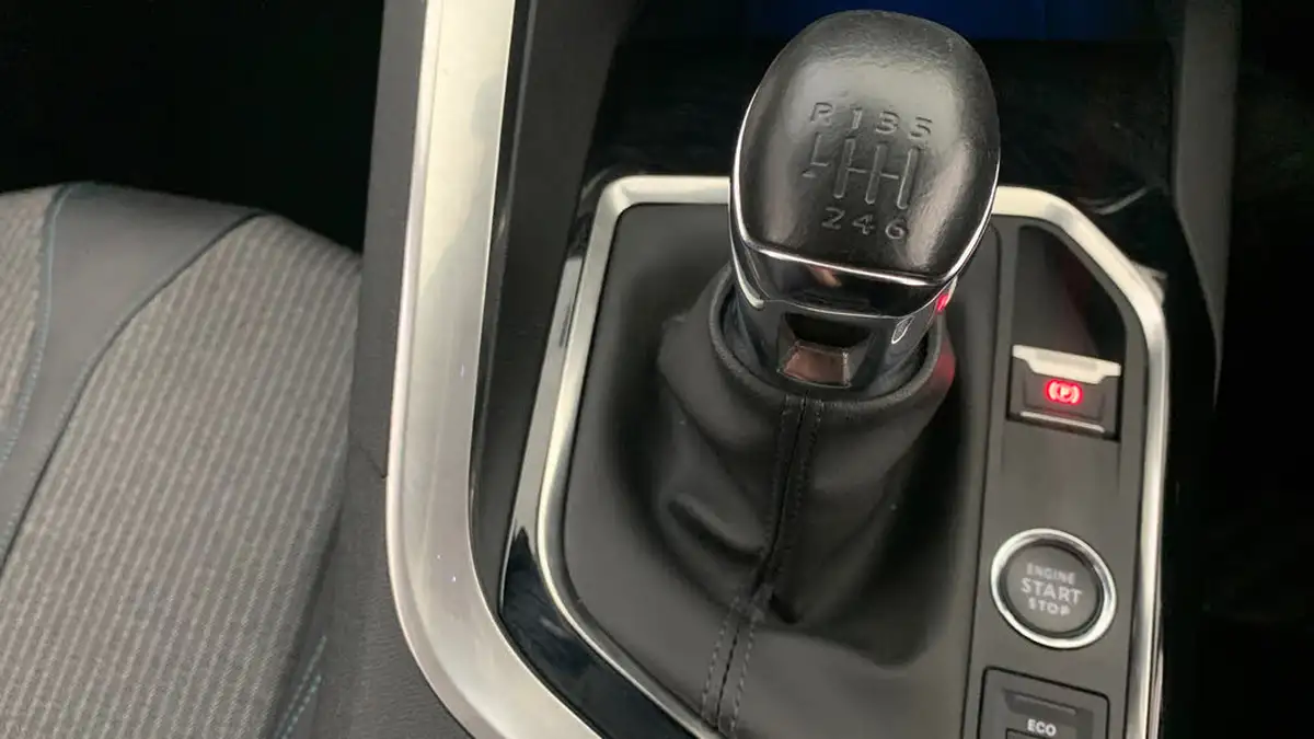 2022-peugeot-3008-suv-15-bluehdi-allure-premium-big-30