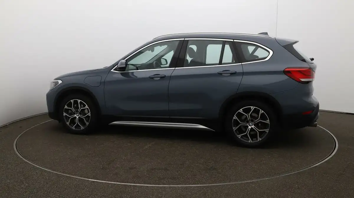 2021-bmw-x1-15-xdrive-25e-phev-xline-big-57