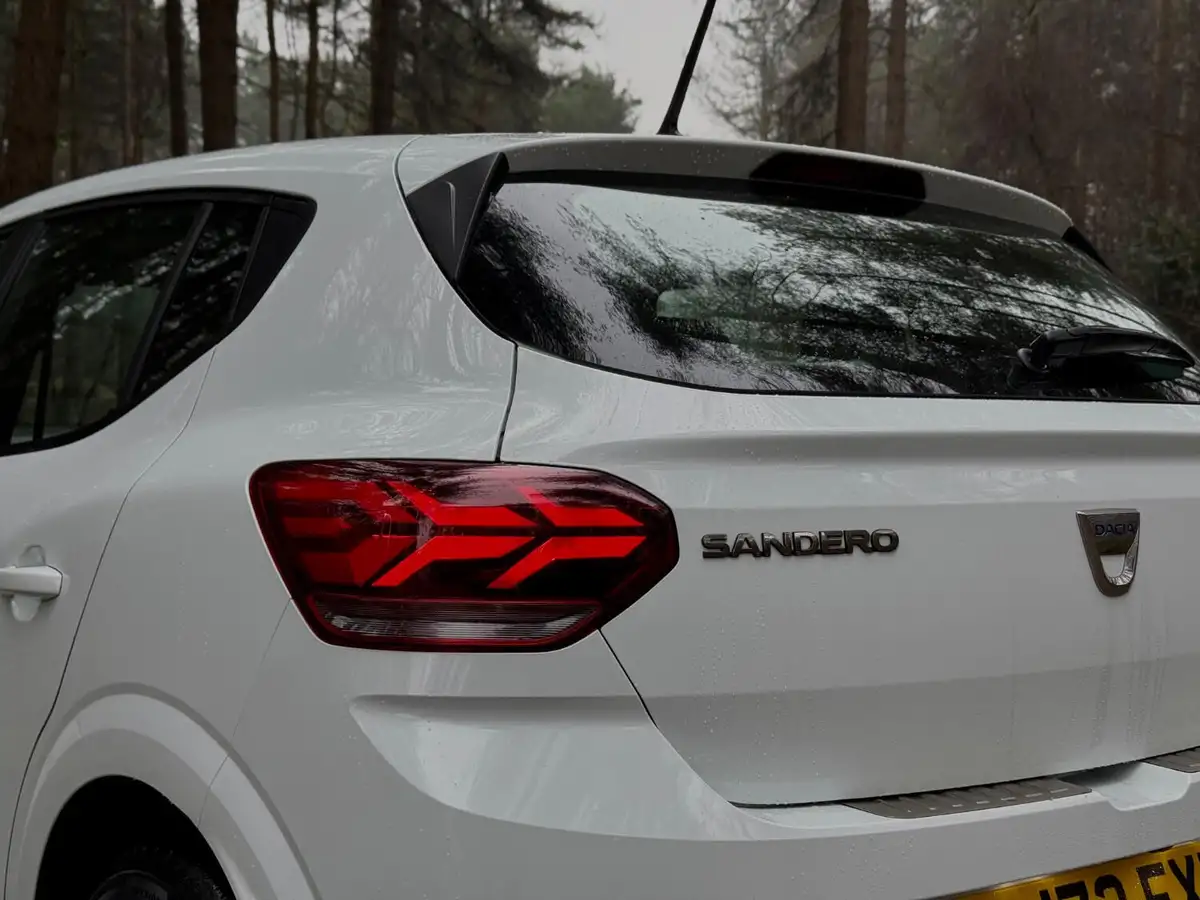2022-dacia-sandero-10-tce-comfort-90bhp-big-5