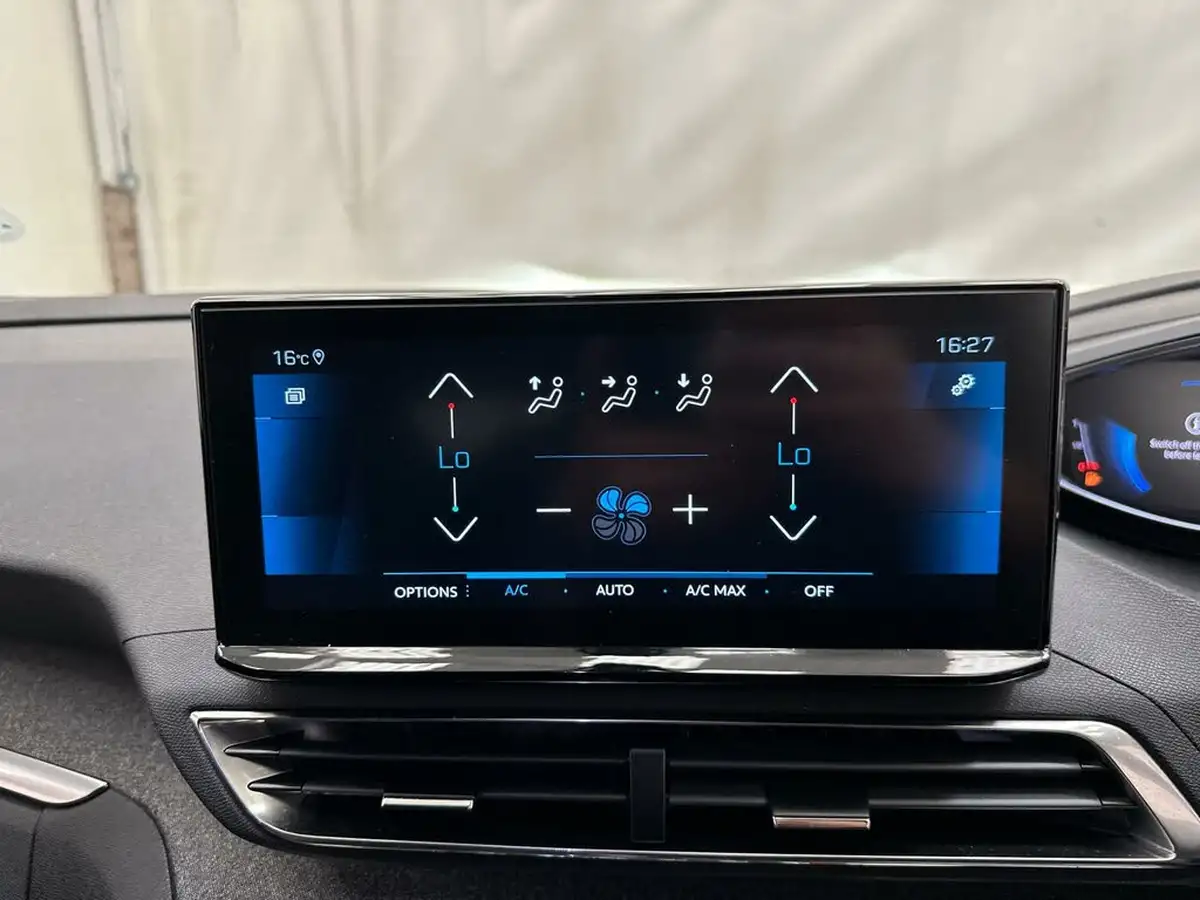 2023-peugeot-5008-suv-12-puretech-allure-premium-eat8-big-12
