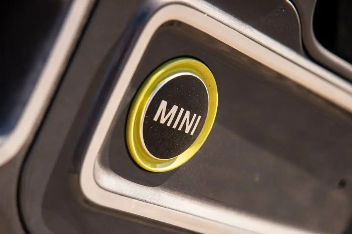 2021-mini-cooper-e-cooper-s-1-big-7