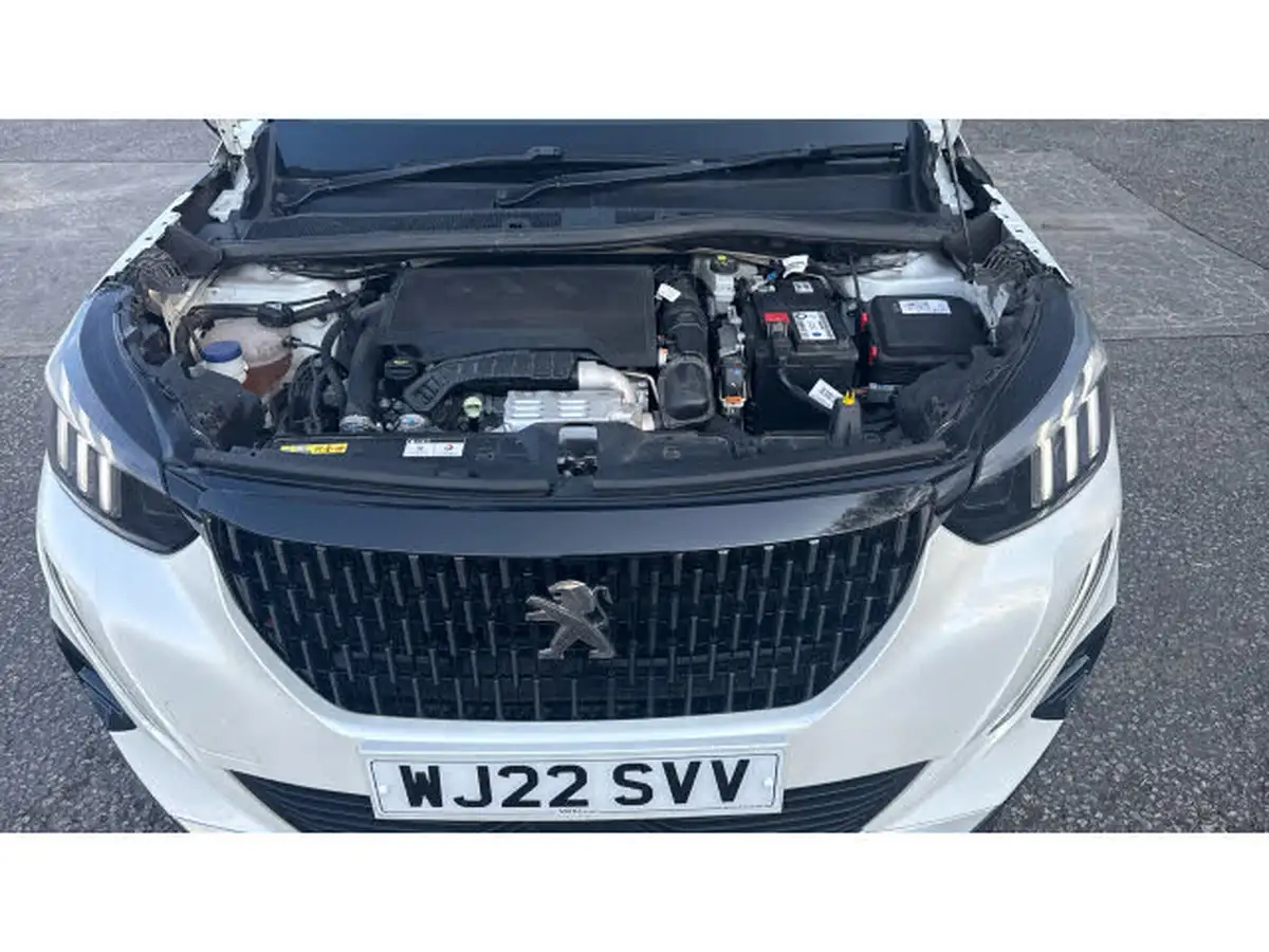 2022-peugeot-2008-suv-12-puretech-gt-big-7