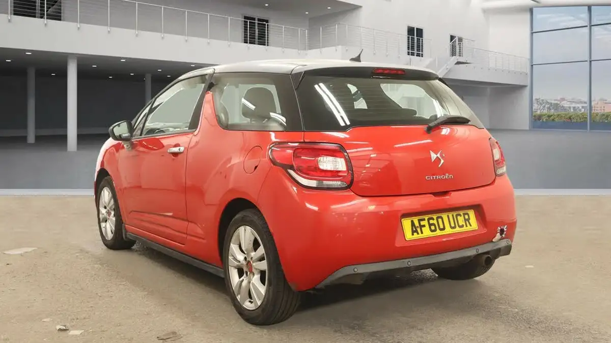 2010-citroen-ds3-14-dsign-big-5