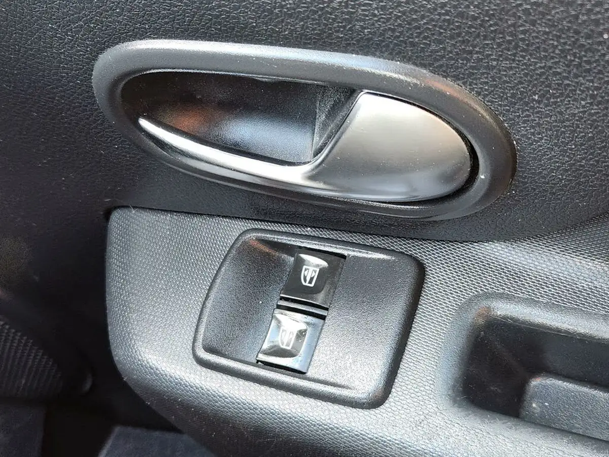 2018-dacia-sandero-stepway-09-tce-essential-big-19