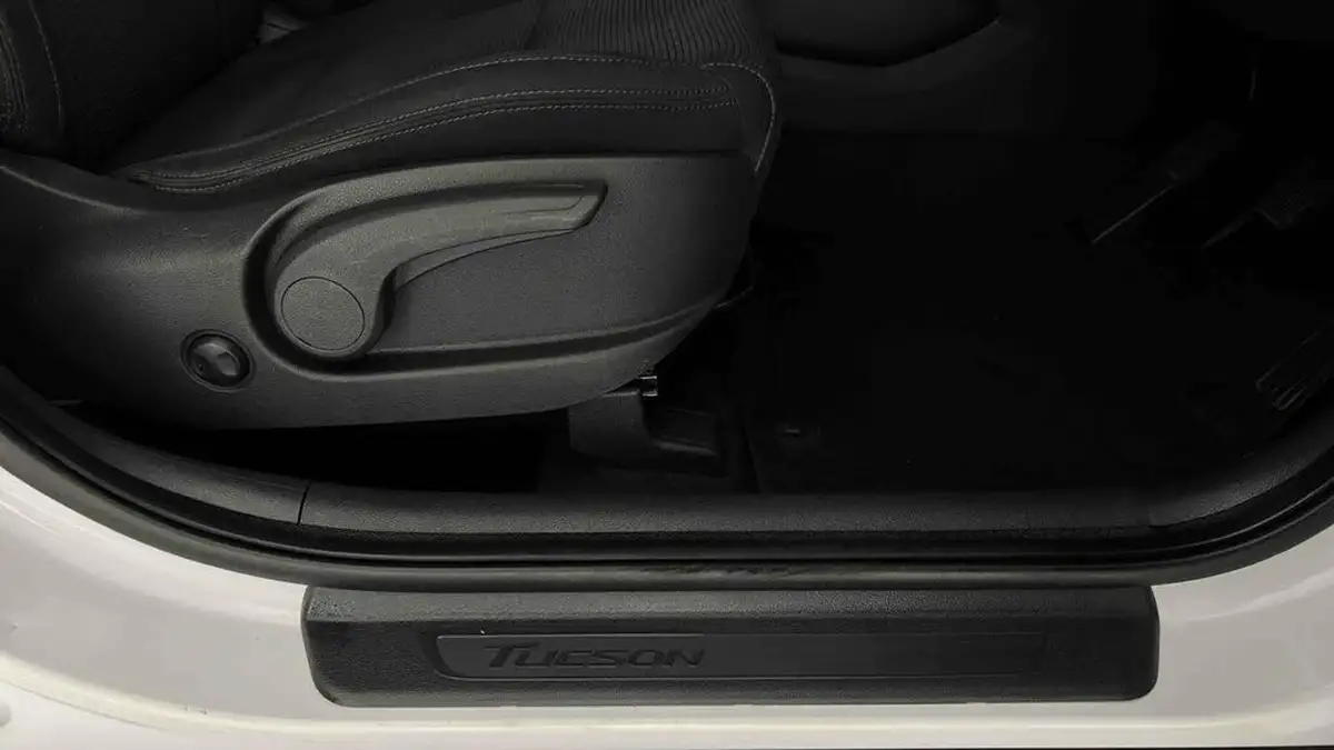 2018-hyundai-tucson-16-gdi-blue-drive-se-nav-big-31