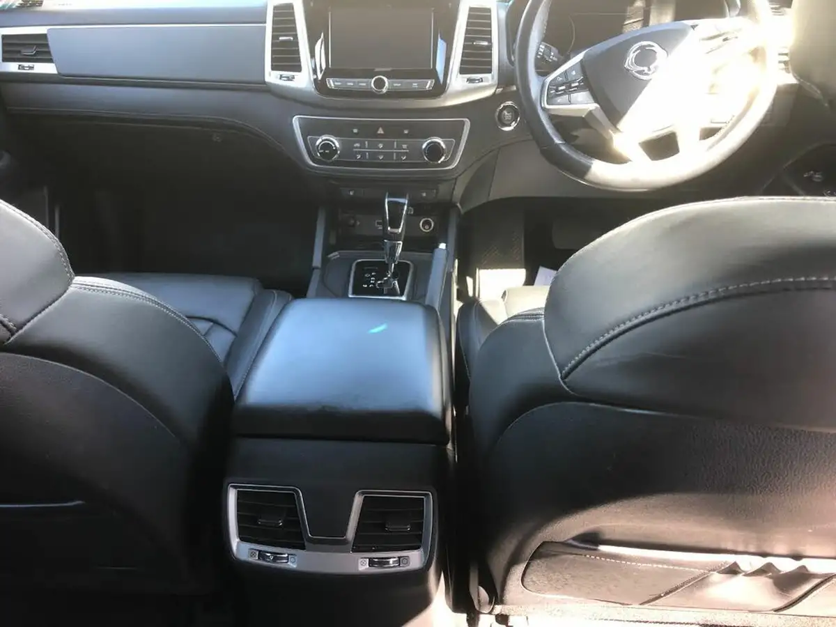 2021-kgm-ssangyong-musso-22td-rebel-181ps-eu6-auto-big-11