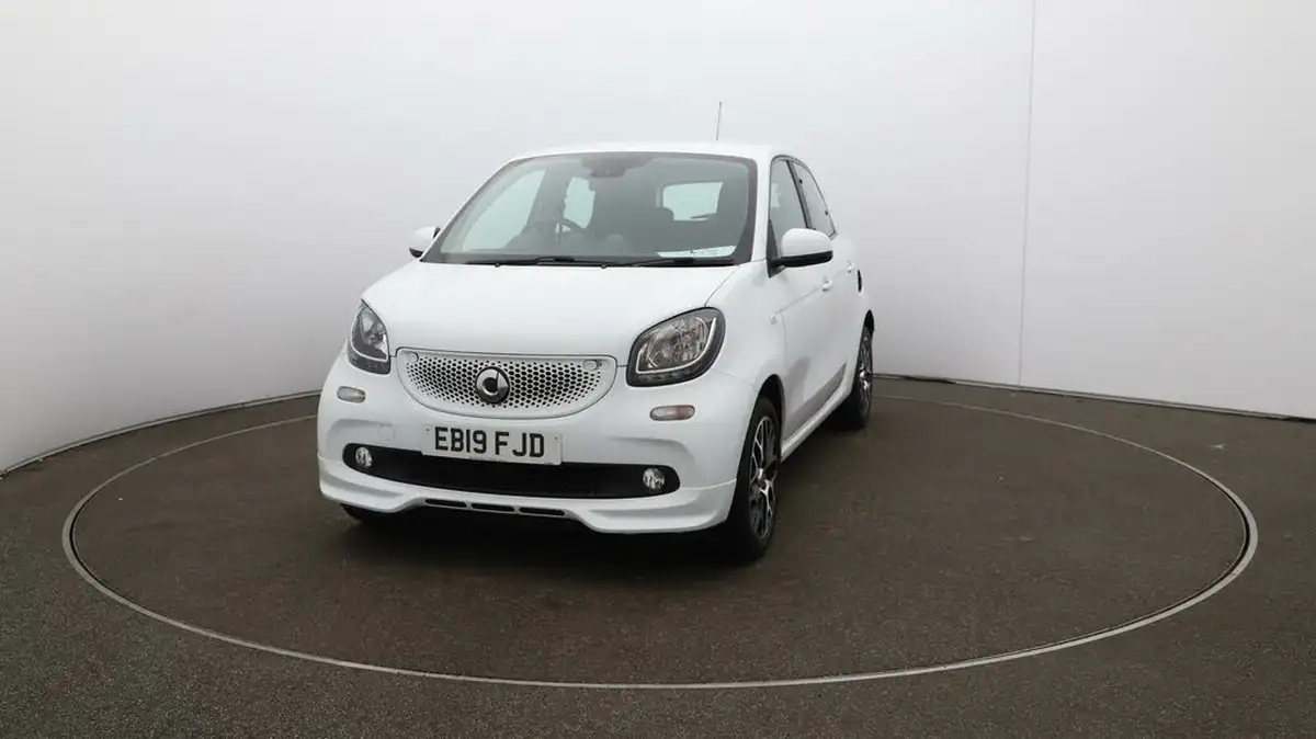 2019-smart-forfour-10-urban-shadow-edition-big-35