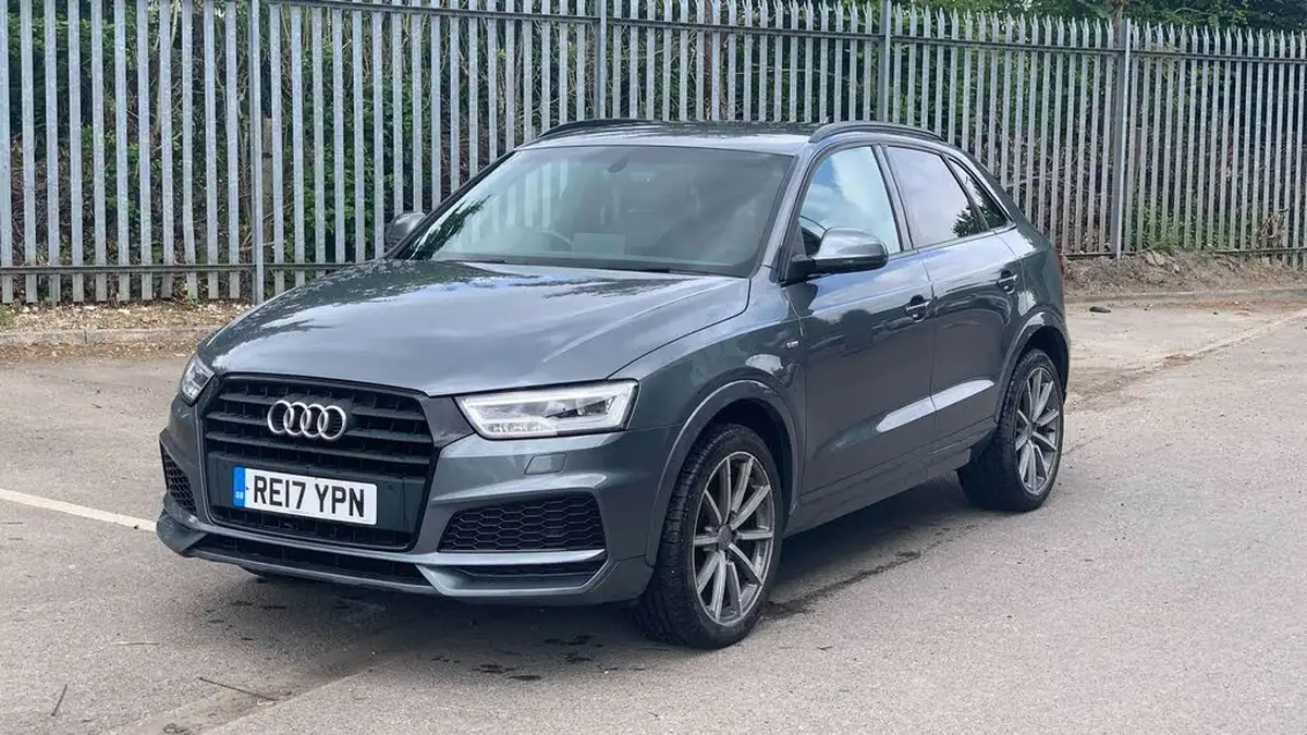 2017-audi-q3-14-tfsi-s-line-edition-tronic-big-2