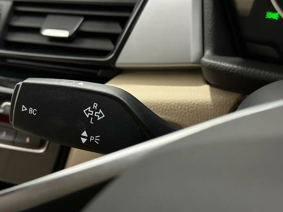 2015-bmw-2-series-20td-218d-se-150bhp-gran-tourer-5d-auto-big-11