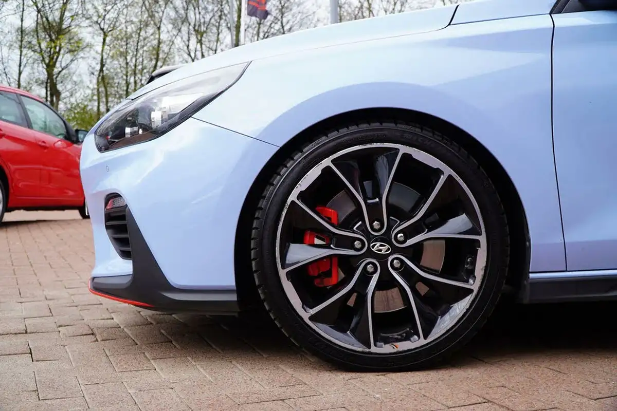 2020-hyundai-i30-n-20-t-gdi-n-performance-fastback-big-14