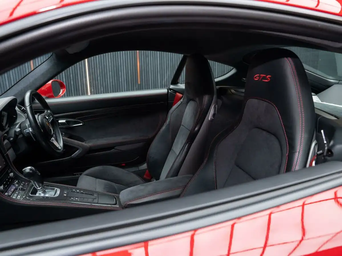 2018-porsche-cayman-718-25-cayman-gts-ss-pdk-big-40
