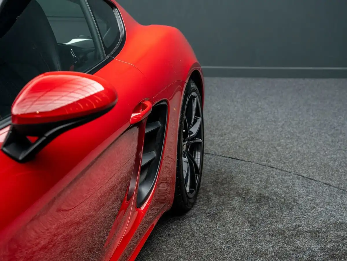 2018-porsche-cayman-718-25-cayman-gts-ss-pdk-big-16
