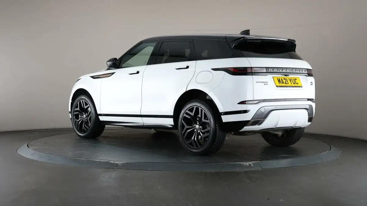 2021-land-rover-range-rover-evoque-15-p300e-r-dynamic-se-big-4
