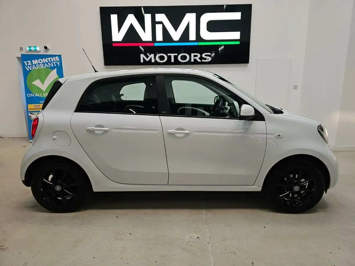 2015-smart-forfour-10-passion-ss-big-8