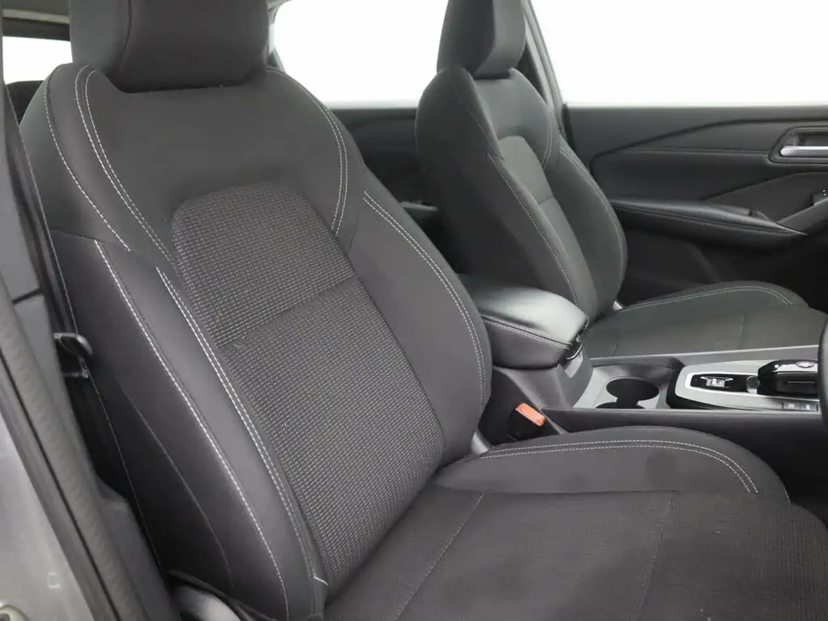 2022-nissan-qashqai-15-acenta-premium-big-10