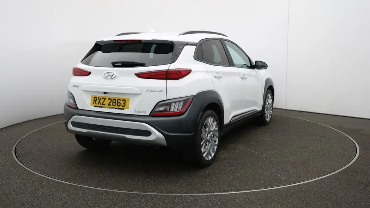 2022-hyundai-kona-16-gdi-premium-big-55