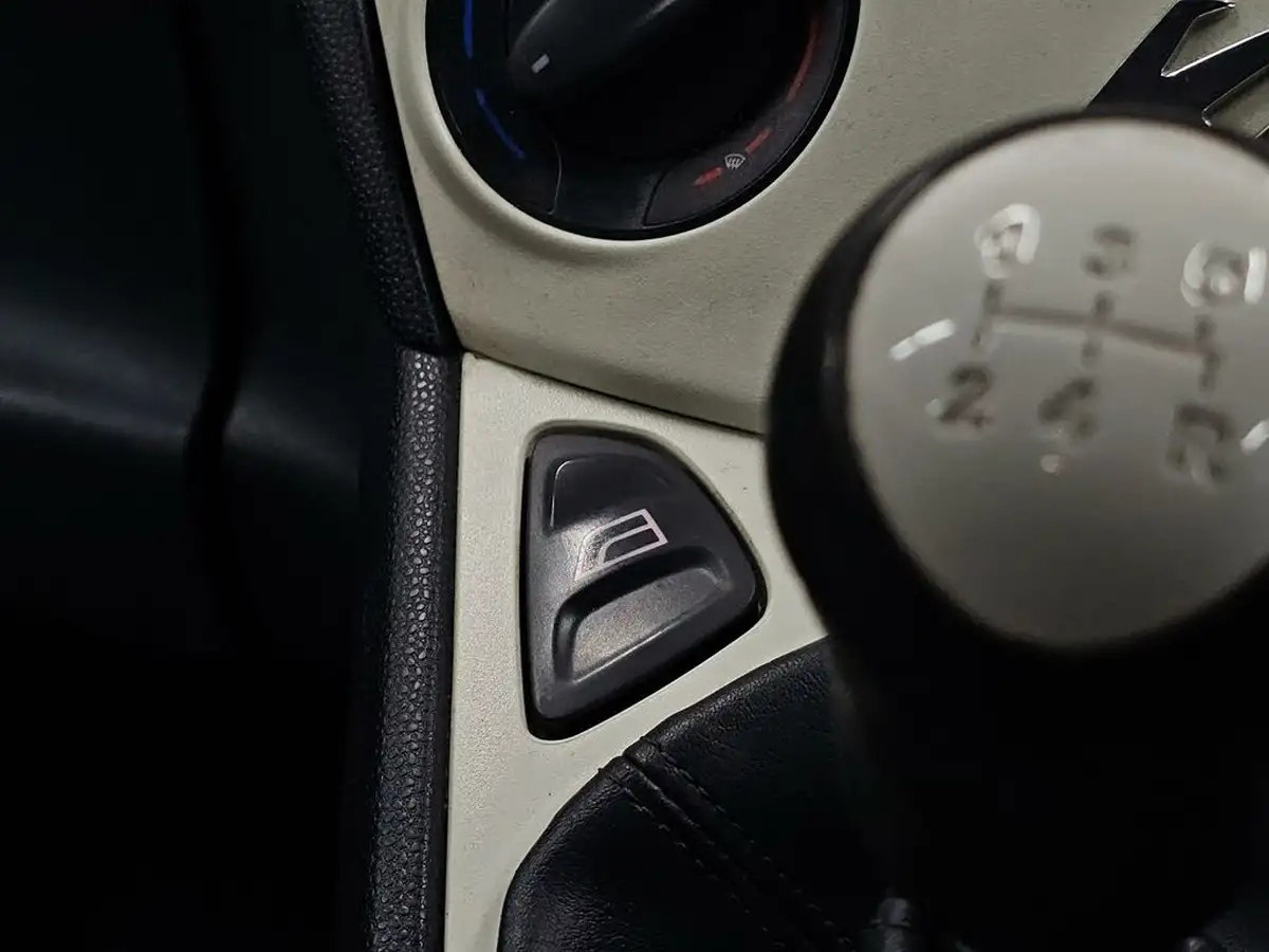 2011-ford-ka-12-edge-ss-big-58