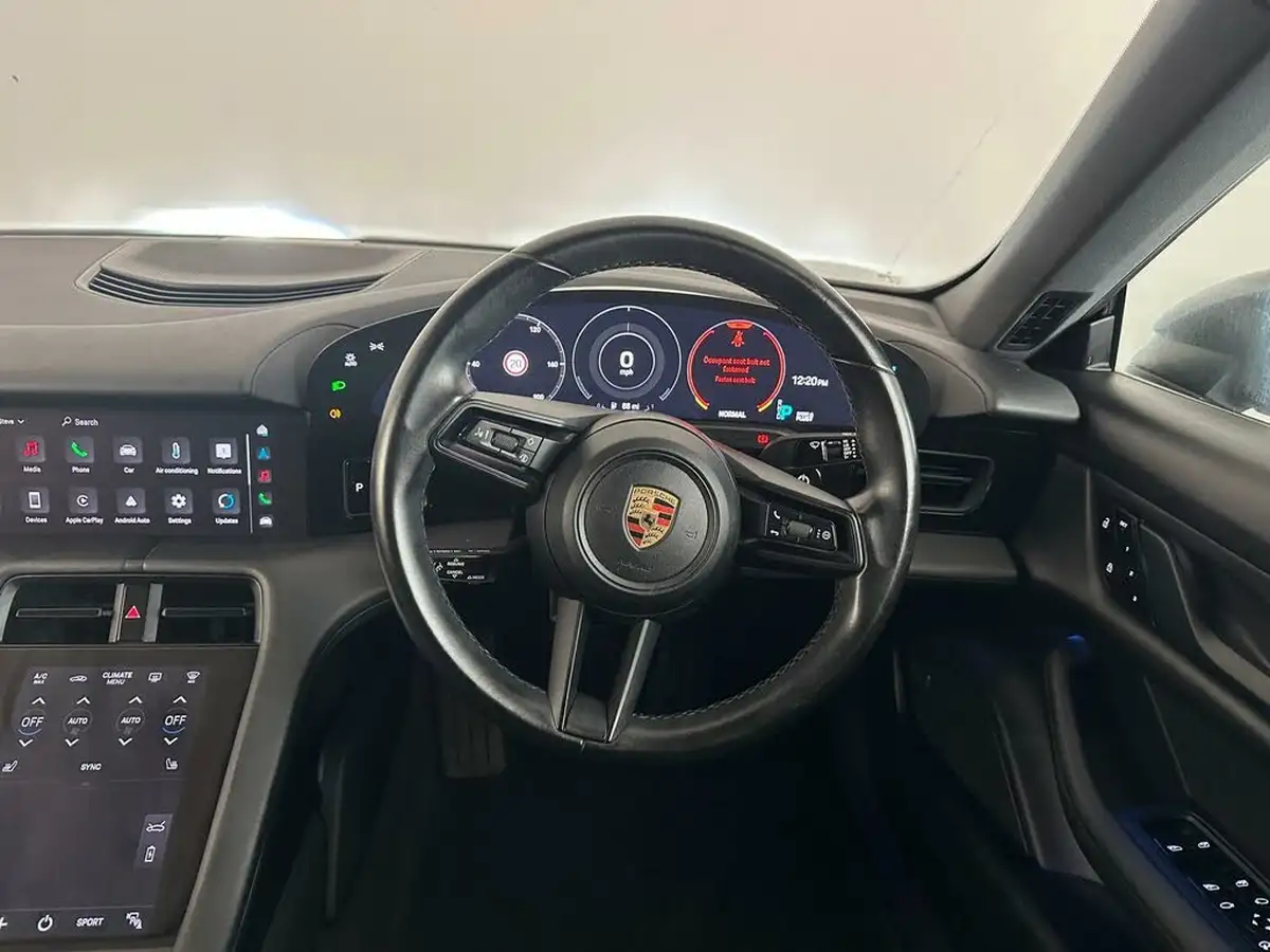 2021-porsche-taycan-e-base-476ps-performance-battery-plus-big-53