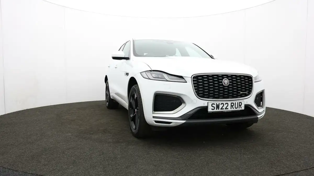 2022-jaguar-f-pace-20-d200-r-dynamic-s-big-50