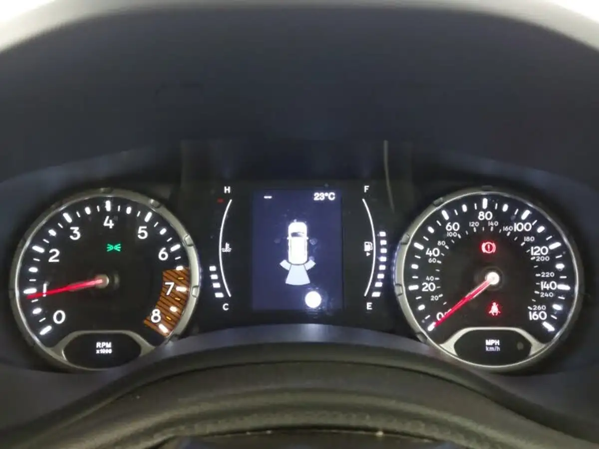 2020-jeep-renegade-10-gse-night-eagle-big-10