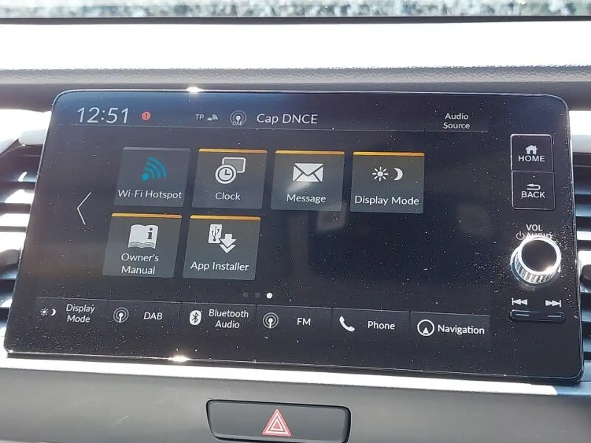 2022-honda-jazz-15-i-mmd-ex-107ps-big-13