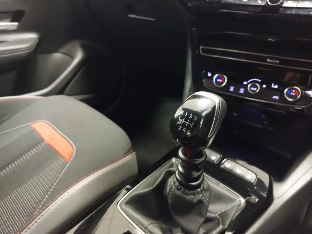 2022-vauxhall-mokka-12-sri-premium-130ps-big-17