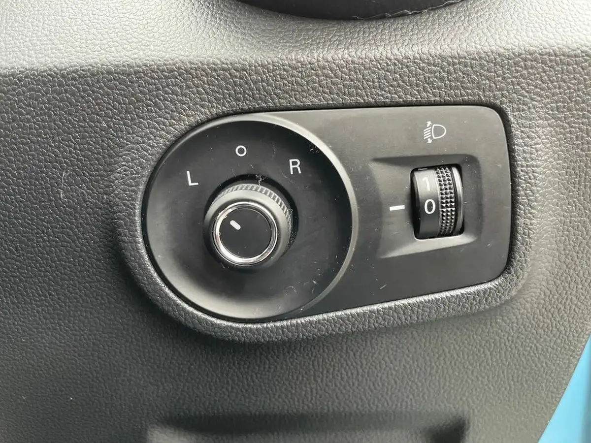 2021-mg-zs-suv-e-excite-ev-big-35