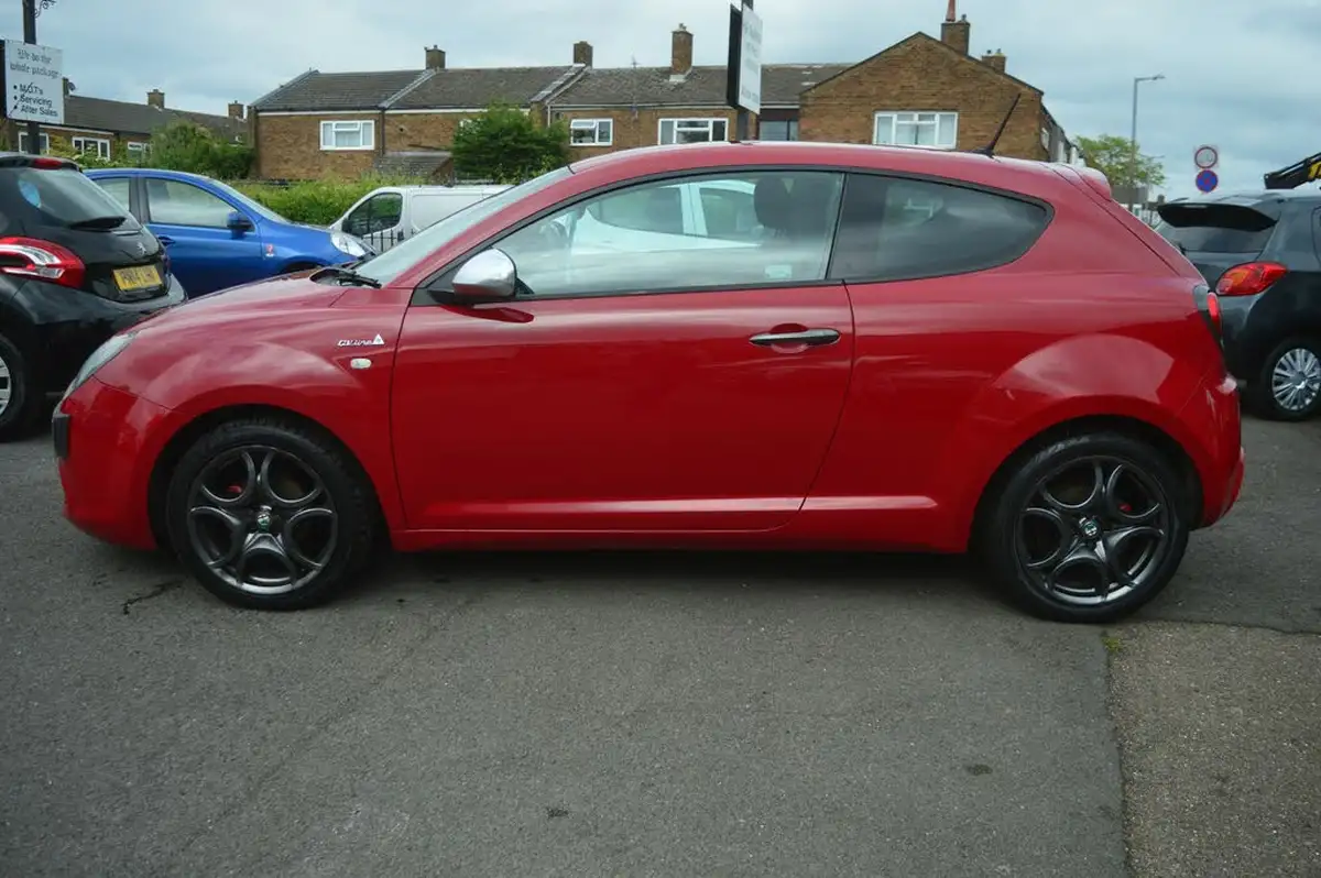 2014-alfa-romeo-mito-09-qv-line-big-6